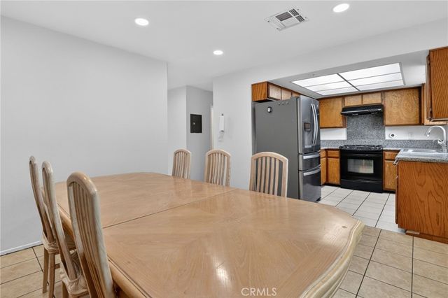 2817 W Grand B, Alhambra, CA 91801