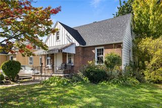 120 Leonard Post Drive, Cheektowaga, NY 14211