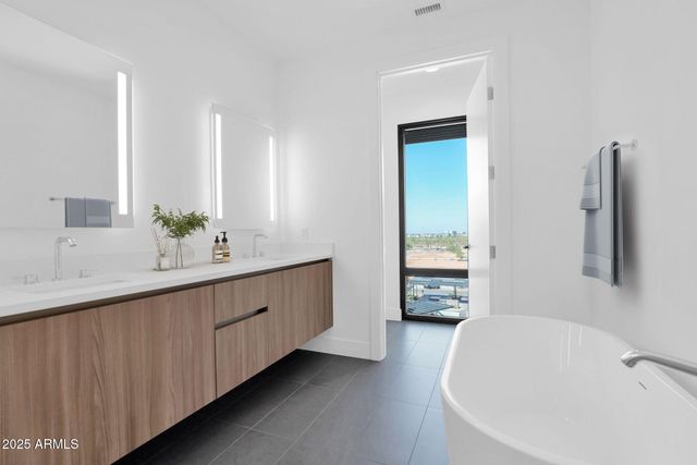 19355 N 73rd Way E5014, Scottsdale, AZ 85255