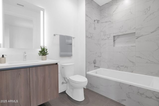 19355 N 73rd Way E5014, Scottsdale, AZ 85255