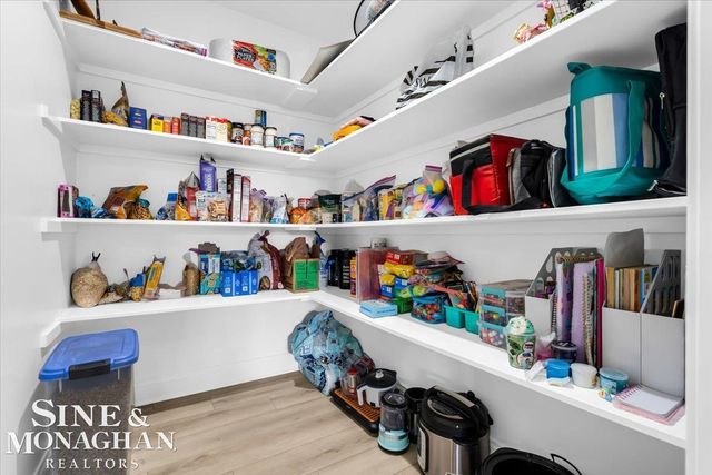 233 Oregon Avenue, Marysville, MI 48040