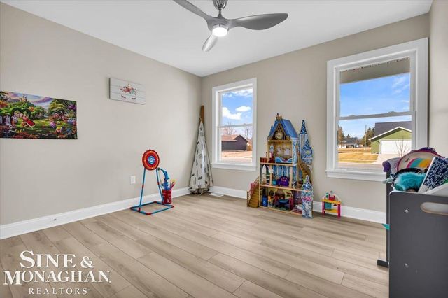 233 Oregon Avenue, Marysville, MI 48040