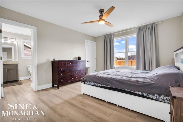 233 Oregon Avenue, Marysville, MI 48040