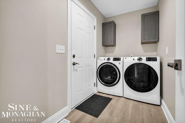 233 Oregon Avenue, Marysville, MI 48040