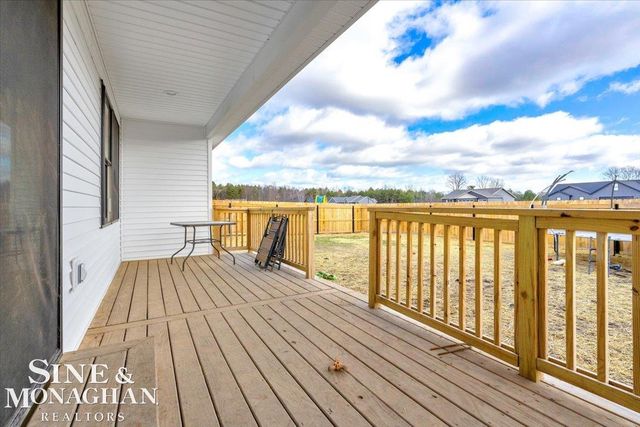 233 Oregon Avenue, Marysville, MI 48040