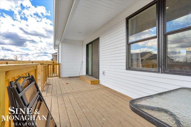 233 Oregon Avenue, Marysville, MI 48040