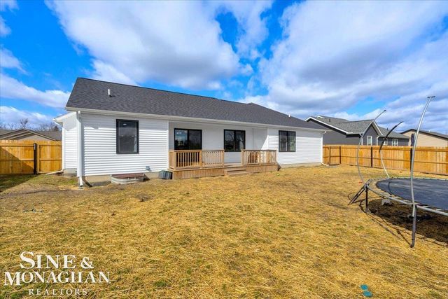 233 Oregon Avenue, Marysville, MI 48040