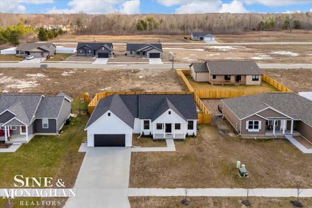 233 Oregon Avenue, Marysville, MI 48040