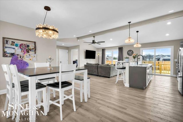 233 Oregon Avenue, Marysville, MI 48040