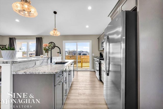 233 Oregon Avenue, Marysville, MI 48040