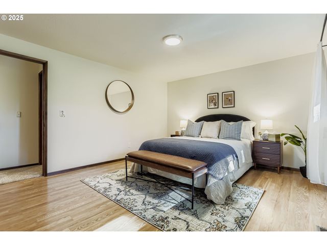 14546 S KELMSLEY Dr, Oregon City, OR 97045