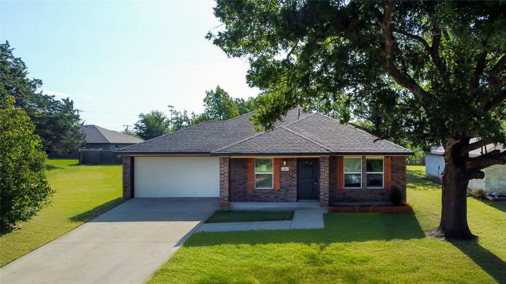 413 Bethlehem Street, Terrell, TX 75160