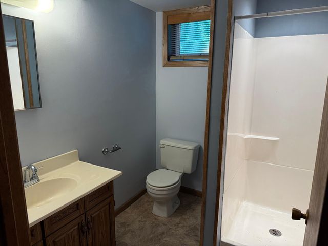 925 S Holcombe Avenue, Litchfield, MN 55355