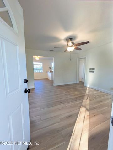 7427 RENTZ Court, Jacksonville, FL 32211