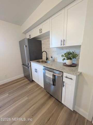 7427 RENTZ Court, Jacksonville, FL 32211