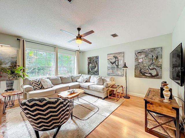 200 CARRIAGE HILL DRIVE, Casselberry, FL 32707