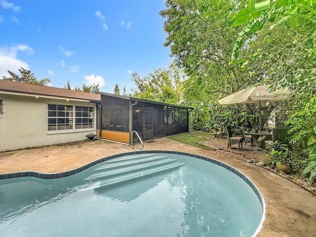 200 CARRIAGE HILL DRIVE, Casselberry, FL 32707