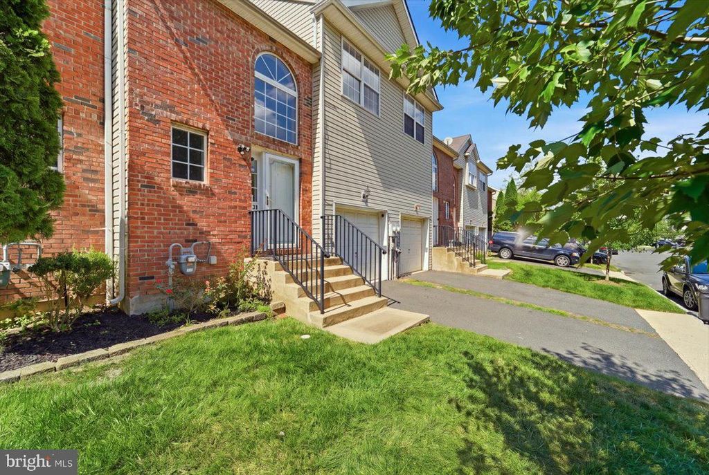 130 ORCHID LN, EWING, NJ 08638 — photo 3