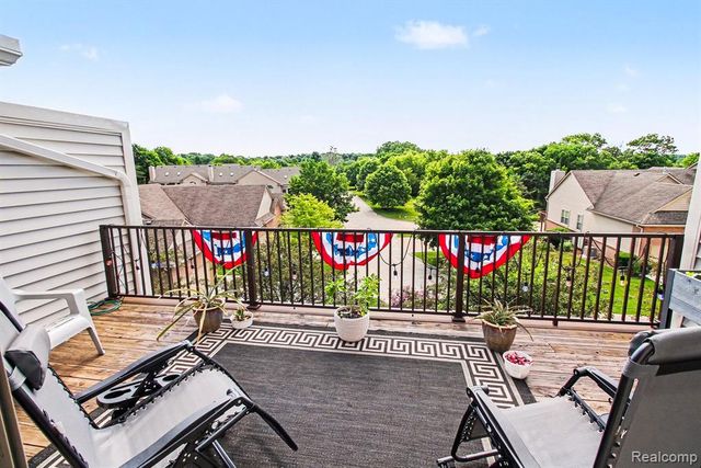 678 Summit Ridge Drive, Milford, MI 48381
