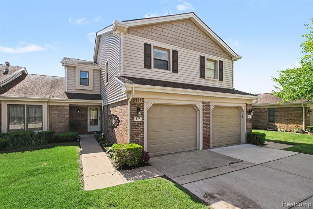 678 Summit Ridge Drive, Milford, MI 48381