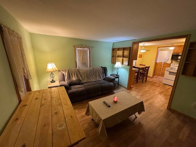 190 E Spruce Street, Harrison, MI 48625