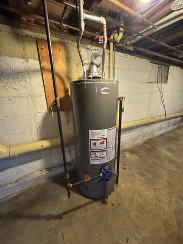 190 E Spruce Street, Harrison, MI 48625