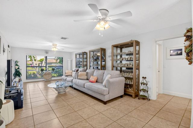 4735 Quailwood Way A, Boynton Beach, FL 33436