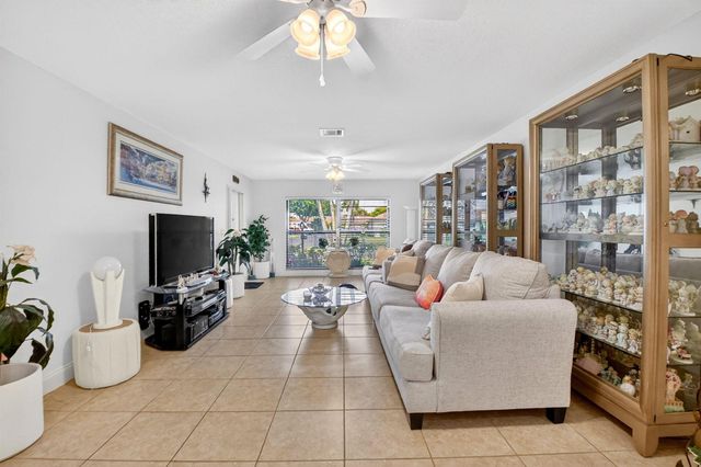 4735 Quailwood Way A, Boynton Beach, FL 33436