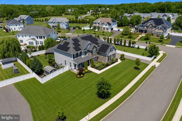 412 GARDENIA DR, Mullica Hill, NJ 08062