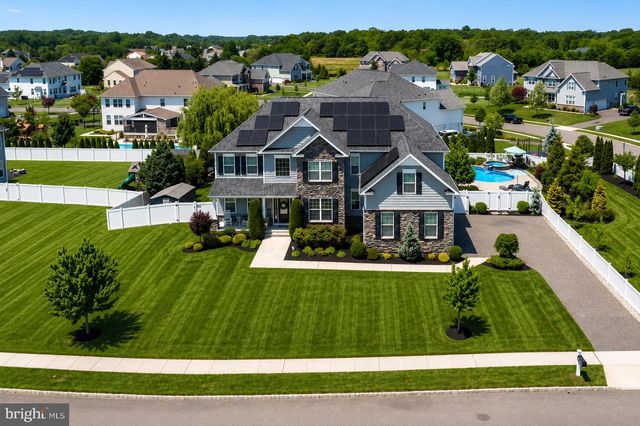 412 GARDENIA DR, Mullica Hill, NJ 08062