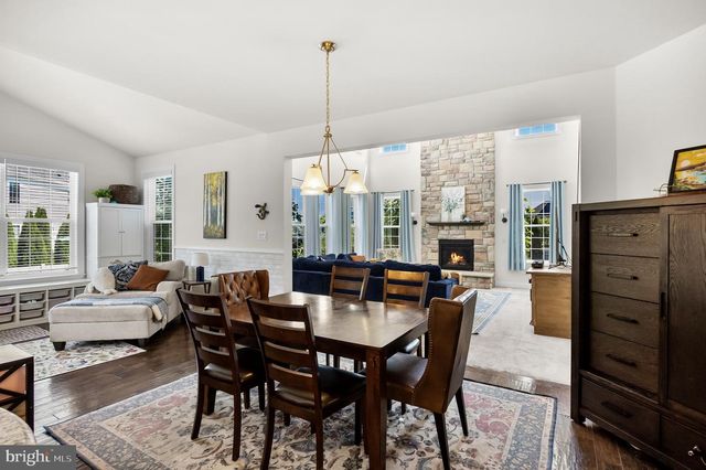 412 GARDENIA DR, Mullica Hill, NJ 08062