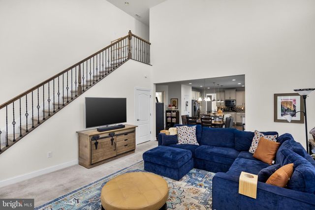 412 GARDENIA DR, Mullica Hill, NJ 08062