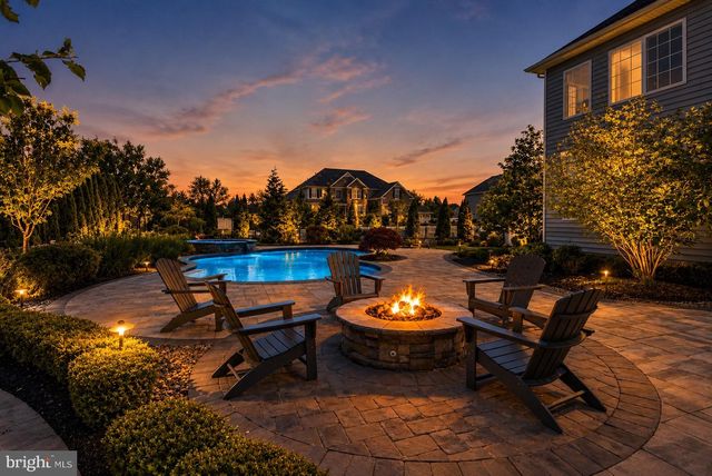 412 GARDENIA DR, Mullica Hill, NJ 08062