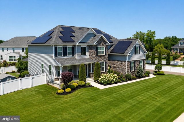 412 GARDENIA DR, Mullica Hill, NJ 08062