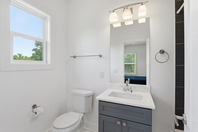 1317 Jones Ave, Nashville, TN 37207