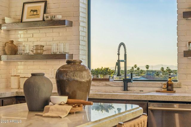 3731 E Fawn Drive, Phoenix, AZ 85042