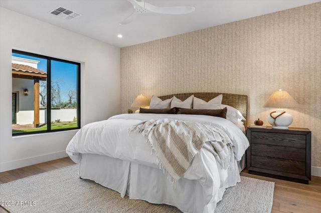 3731 E Fawn Drive, Phoenix, AZ 85042