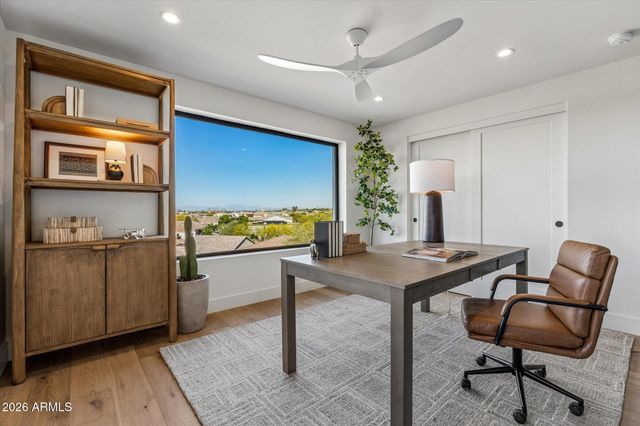 3731 E Fawn Drive, Phoenix, AZ 85042