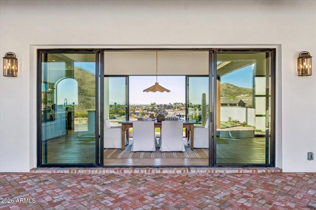 3731 E Fawn Drive, Phoenix, AZ 85042