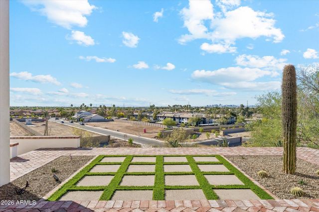 3731 E Fawn Drive, Phoenix, AZ 85042