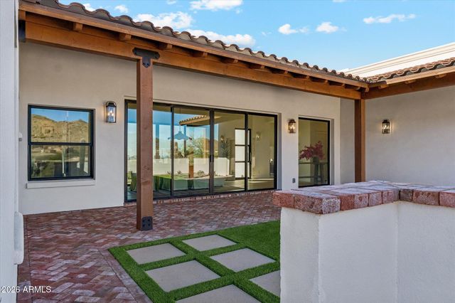 3731 E Fawn Drive, Phoenix, AZ 85042