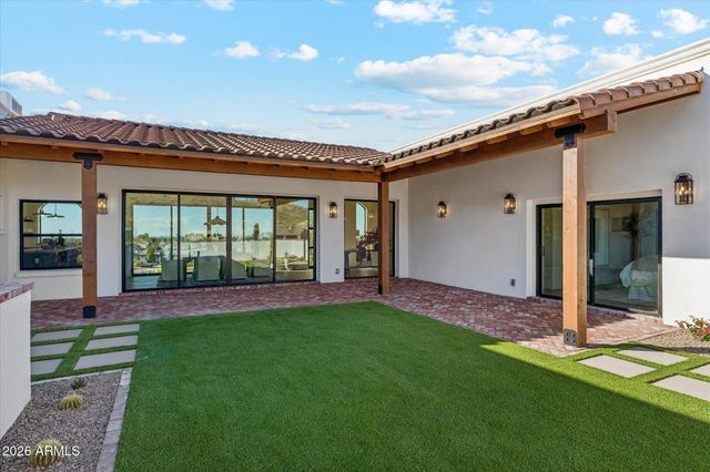 3731 E Fawn Drive, Phoenix, AZ 85042