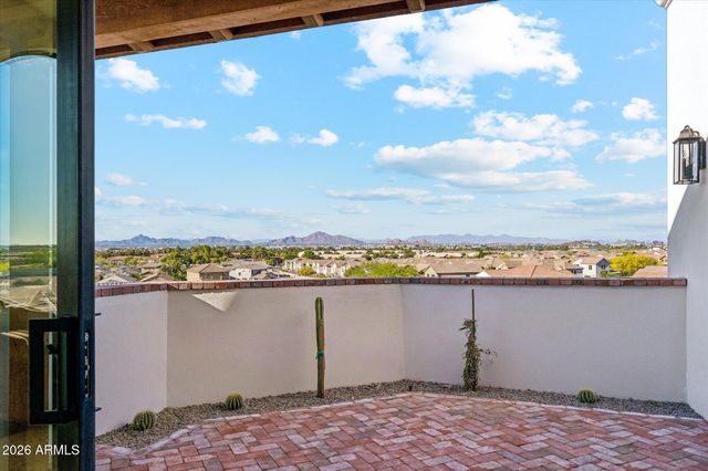 3731 E Fawn Drive, Phoenix, AZ 85042