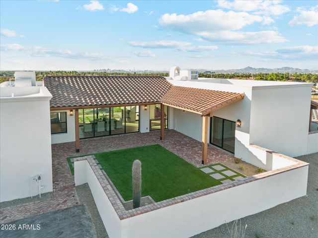 3731 E Fawn Drive, Phoenix, AZ 85042