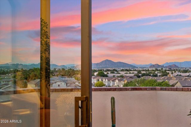 3731 E Fawn Drive, Phoenix, AZ 85042