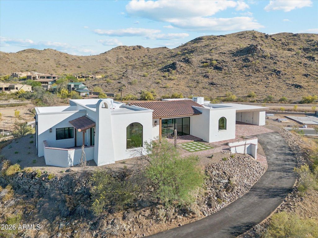 3731 E Fawn Drive, Phoenix, AZ 85042