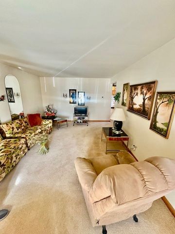 2056 Market Street, Blue Island, IL 60406