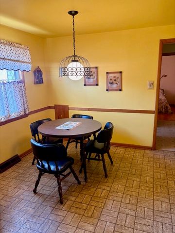 2056 Market Street, Blue Island, IL 60406