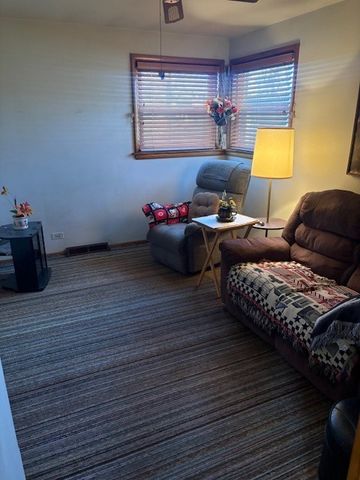 2056 Market Street, Blue Island, IL 60406