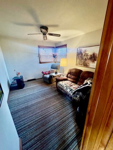 2056 Market Street, Blue Island, IL 60406